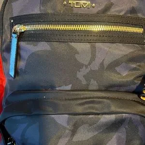 RARE TUMI Designer’s Women\'s Bag Voyageur Halle Limited Edition Backpack New Tumi | Bags | Rare Tumi Designers Womens Bag Voyageur Halle  main image 3